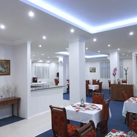 Hotel Pinerose