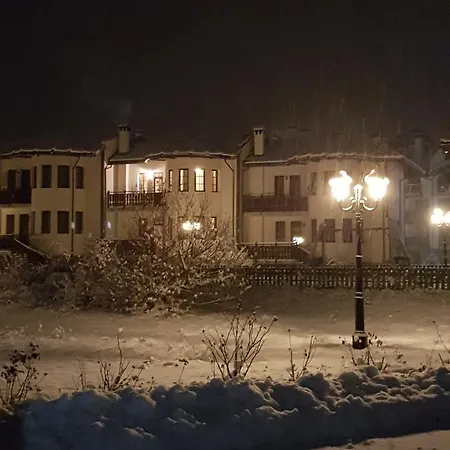 Pinerose Готель