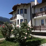 Pinerose Banszko