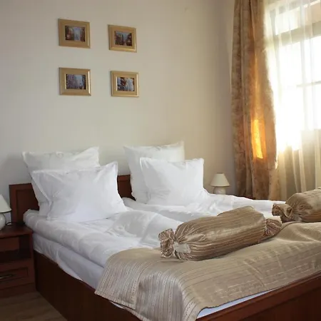 Pinerose Otel 4*